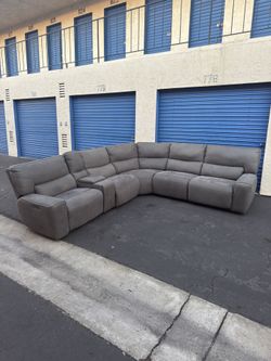 Sweeney 6-Piece Fabric Power Reclining Sectional with Power Headrests