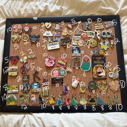 Disney pins