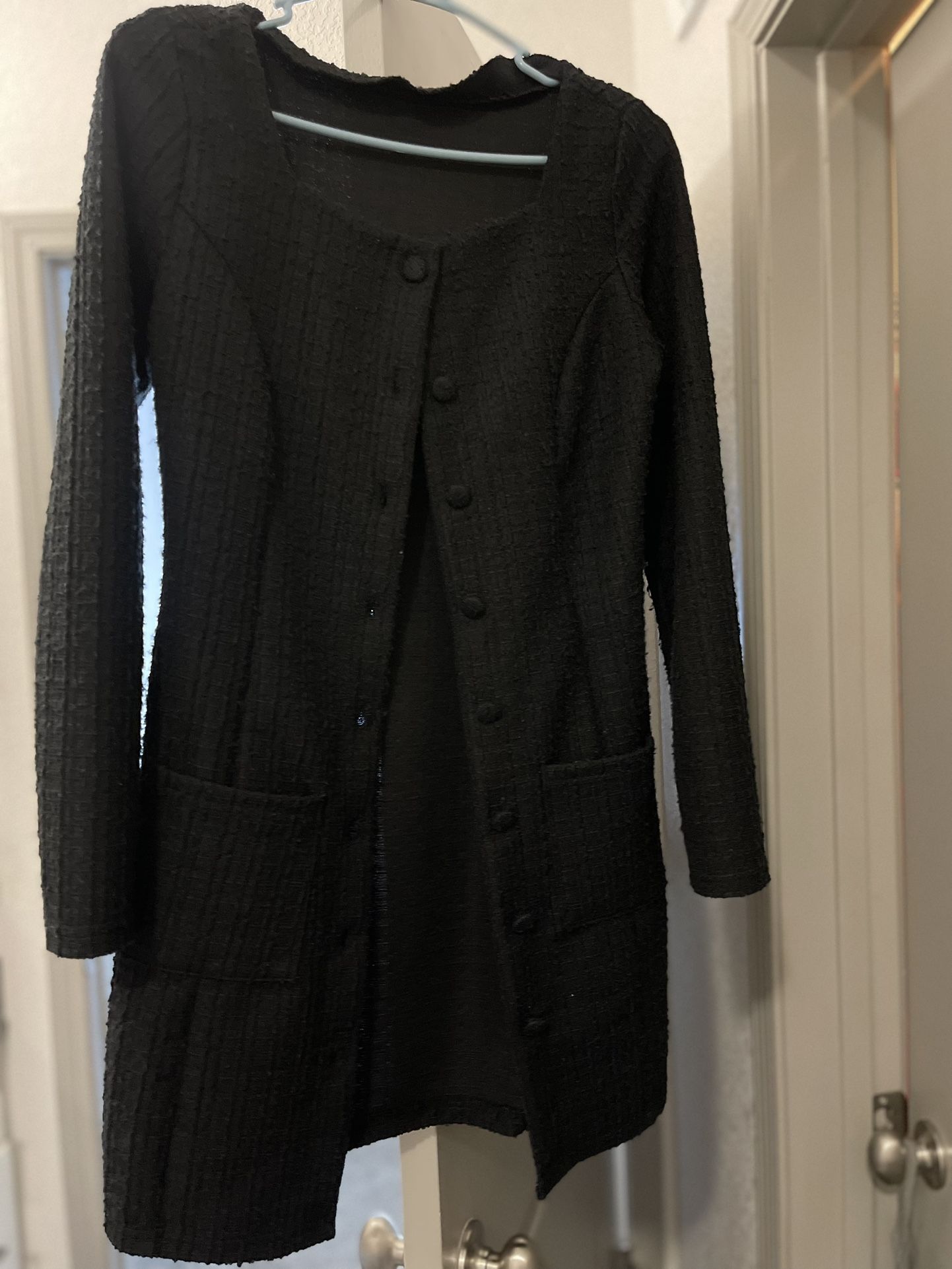 Selling Gently Used & New Clothes/Shoes – Great Deals!