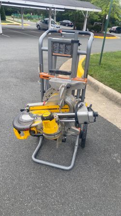 Dewalt Dws779 sliding miter saw,with stand