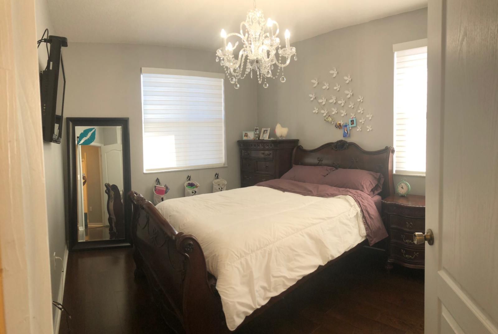 Rooms-To-Go bedroom set (Full bed) like new condition. Dark wood, no scratches. Girl’s bedroom set, mattress, dresser and nightstand