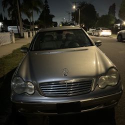 2002 Mercedes-Benz C-Class