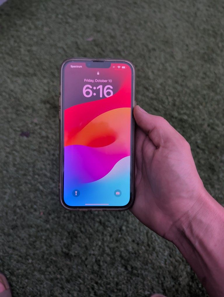 iPhone 14 Plus