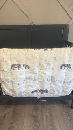 Crib bedding