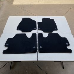2016-2025 Chrysler Pacifica & Voyager Factory OEM Carpet Floor Mats Set Brand New