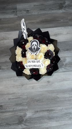 Scream Horror Theme Rose Bouquet