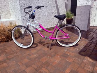 Woman s cruiser bike