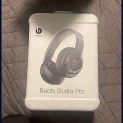 NEW Beats Studio Pro Wireless - Black