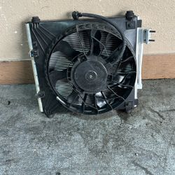 12-20 Tesla Model S Right Ac Condenser Fan 2012 2013 2014 2015 2016 2017 2018 