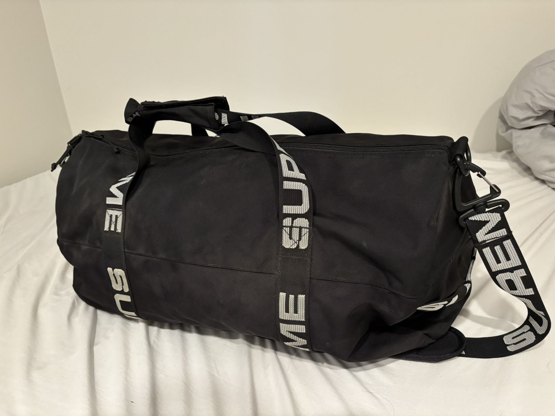 Supreme Black Duffle Bag – Authentic, Purchased in Paris