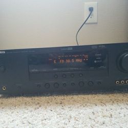 Yamaha stereo receiver