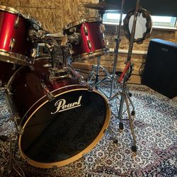 Pearl Drum Set