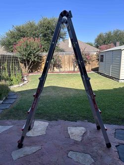 Little Giant M17 Megalite Aluminum Multi-Position Step / Extension Ladder