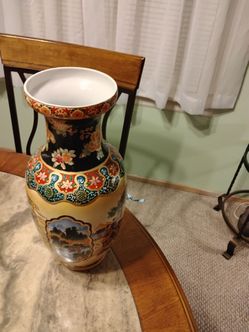 Satsuma vase
