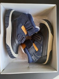 Geox Kids Waterproof Boots, size 9