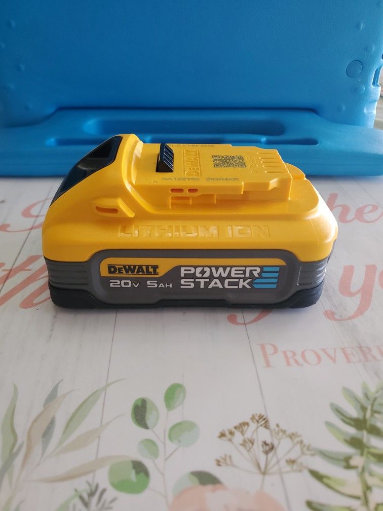 Dewalt Battery