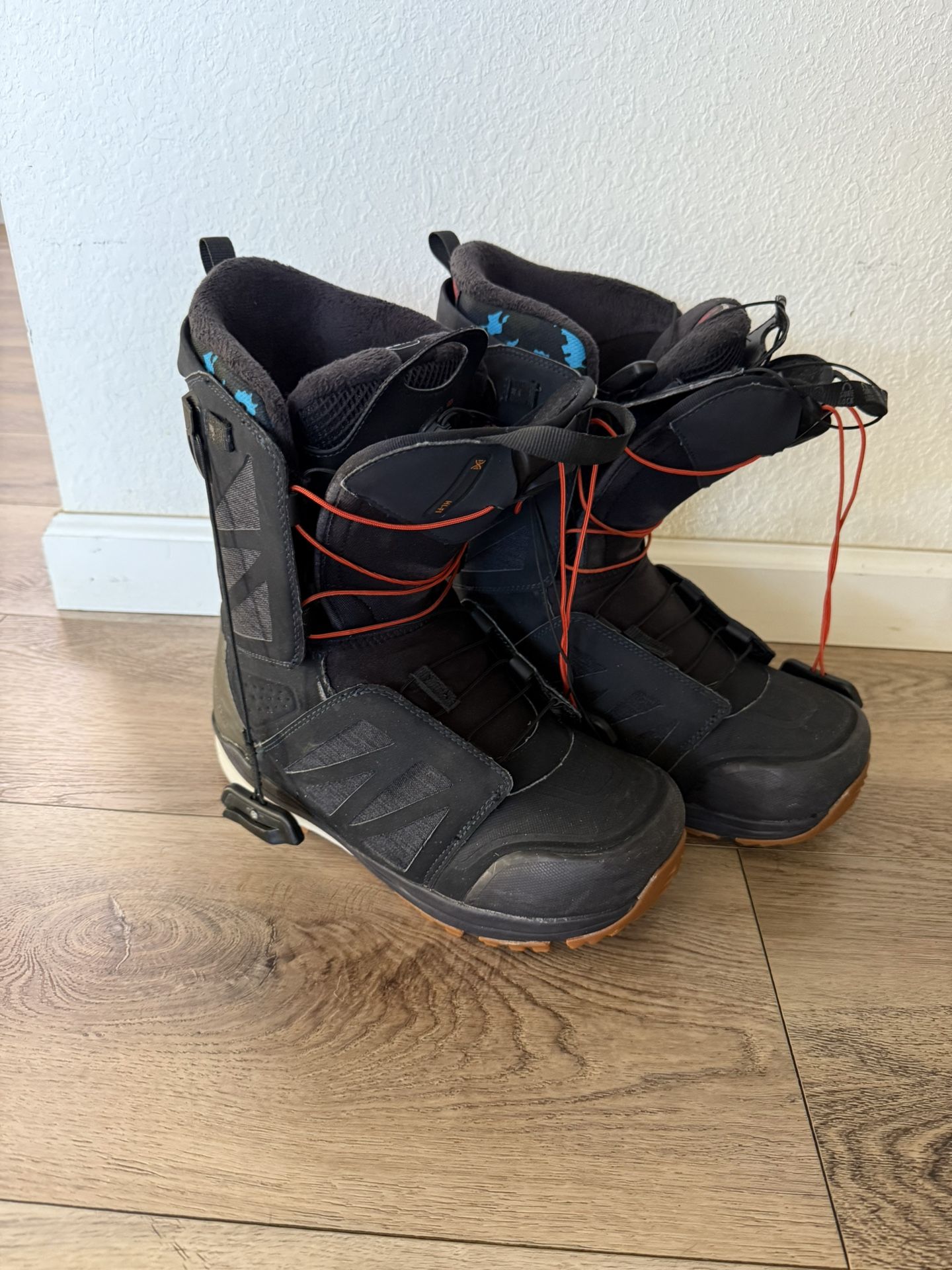 Snowboard Boots