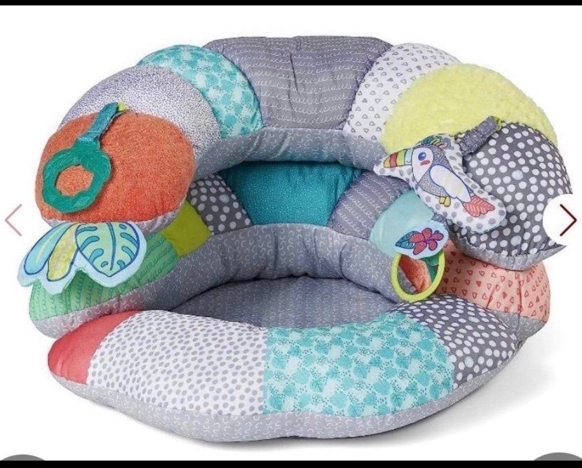 Infantino 2-In-1 Tummy Time & Seated Support - For Newborns And Older Babies, With Detachable Support Pillow And Toys, For Development Of Strong Head