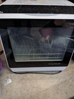 Countertop dishwasher