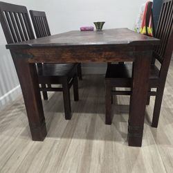 Solid Wood  Dining Table W/ 4 Chairs 