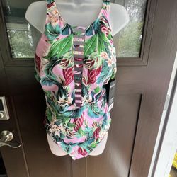 Bathing suit 