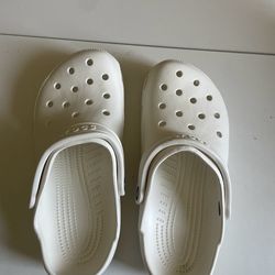 Crocs classic size 7 men 9 women white