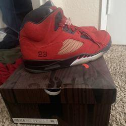 Jordan 5 Raging Bull Size 11.5 