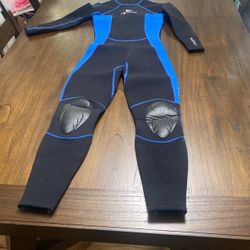 Rip curl Full Size Wetsuit Youth/Adult Small Sz.6