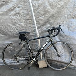 defy gray road bike by Giant Size 54cm/M