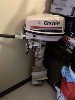 Chrysler Outboard Motor 