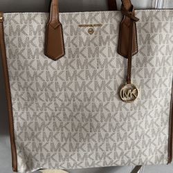 Micheal Kors Tote Bag