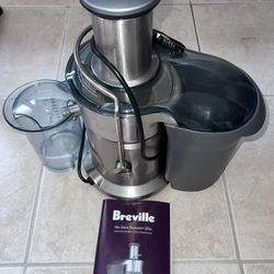  Juicer Breville Juice Fountain Elite 800JEXL/B Item is in perfect condition. Used only for number of times