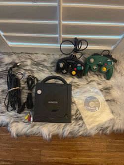 Nintendo GameCube Bundle – OEM Controller + 2nd Controller, Cables & Bloody Roar Primal Fury