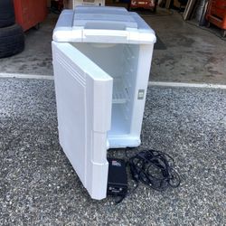 Coleman Powerchill Iceless Cooler