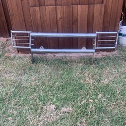 Tumbaburros Cromados Para Ford Ranger Del 92 Al 96  Le Quedan