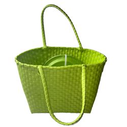 Vintage Lime Green Woven Picnic Bag Tote Basket