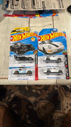 Hot Wheels Porsche 911 , Corvette, La Liebre 