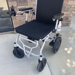 Electric Lightweight Wheelchair with Charger