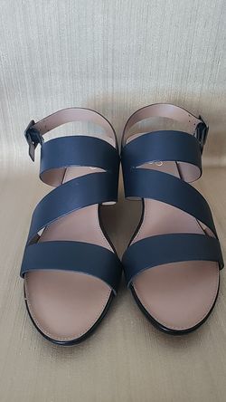 NEW Franco Sarto Desi Wedge Sandals Womens Size 9