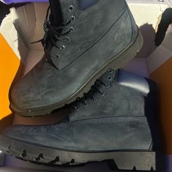 Good Quality Shoes For Sell “low Prices” 