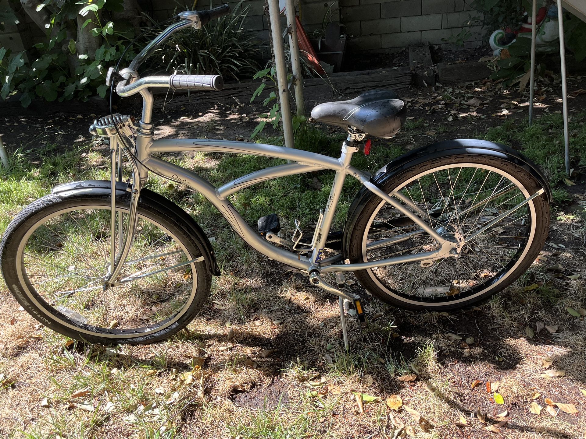 trek clyde bicycle Vintage 520 Cirrus notch 1x drive train make it great for mountain bikers who prioritise performance in a fat bike Trek Clyde for Sale in