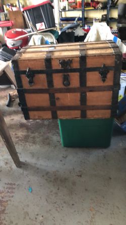 Vintage Steamer Trunk