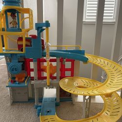Firebuds HQ Playset 