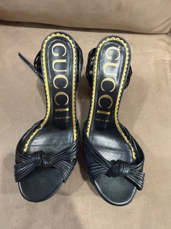Gucci Black Leather Strappy Heeled Sandals - women’s 37