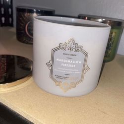 Bath & Body Works Marshmallow Fireside 3 wick Candle 