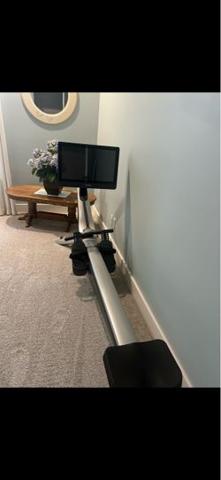 Hydrow Row Machine (New)
