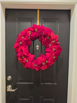 Red Poinsettia Christmas Wreath