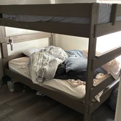 Queen Sized Bunk Beds