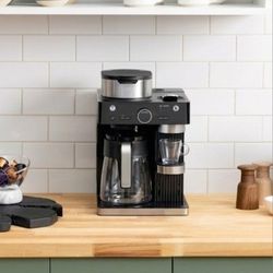 Ninja CFN601 Espresso & Coffee Barista System  (BRAND NEW)