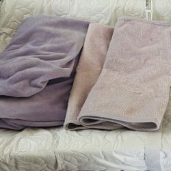 Changing Table Essentials 